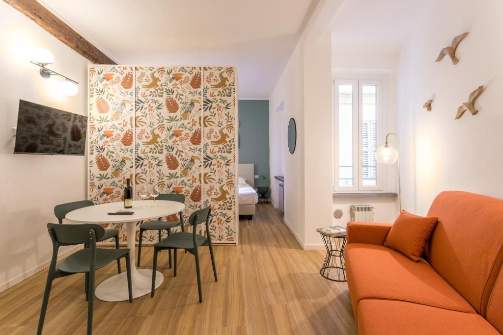 Co99- Large Studio Lanzone