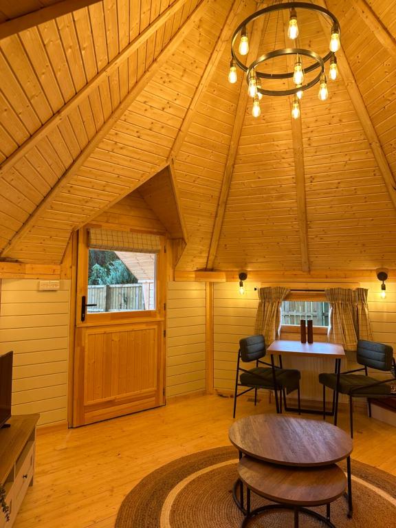 Posezení v ubytování x Hatton Lodge x