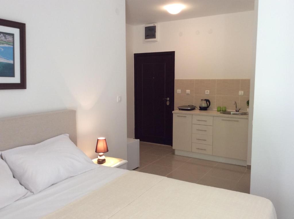 Olive Terrace Apartments 3 - 19