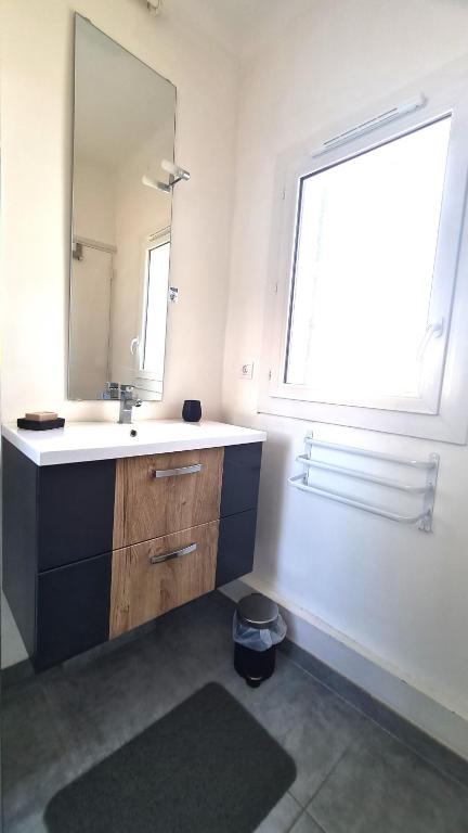 Kúpeľňa v ubytovaní Jolie villa loc-saisonnière - la petite cocagne
