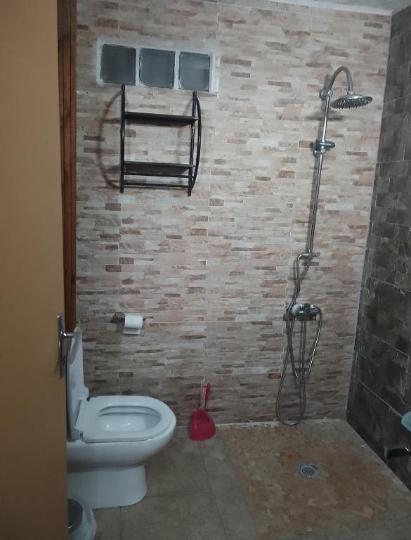 Koupelna v ubytování Gîtes La Troisième Chute