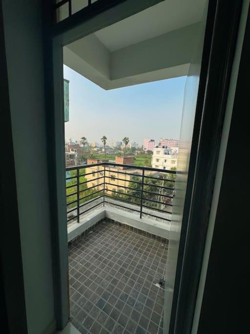 Balkón nebo terasa v ubytování Fresh & Spacious 2BHK 401