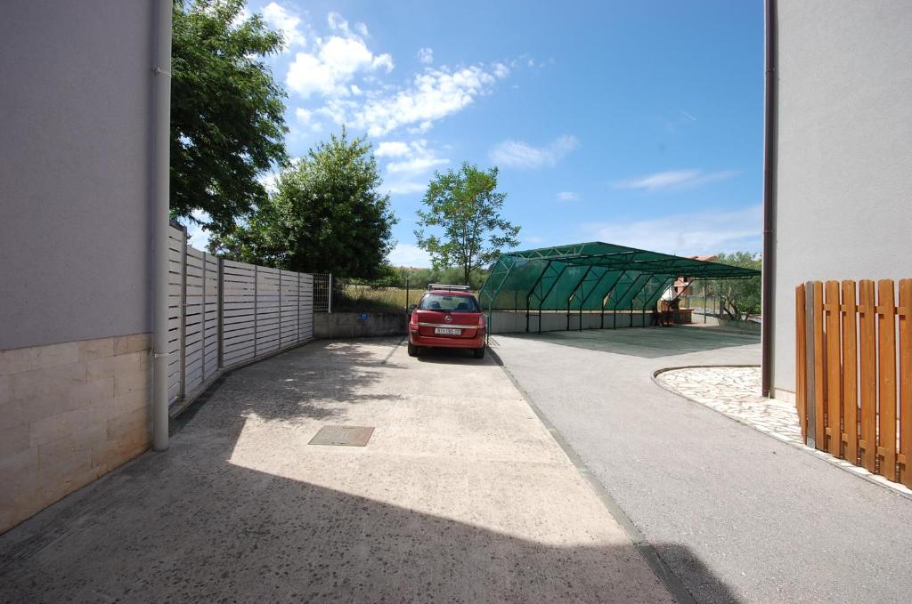 Zdjęcie z galerii obiektu Apartment Grozic w mieście Porat