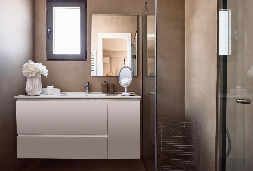 Kúpeľňa v ubytovaní Elaia Luxury Apartments Glyfada