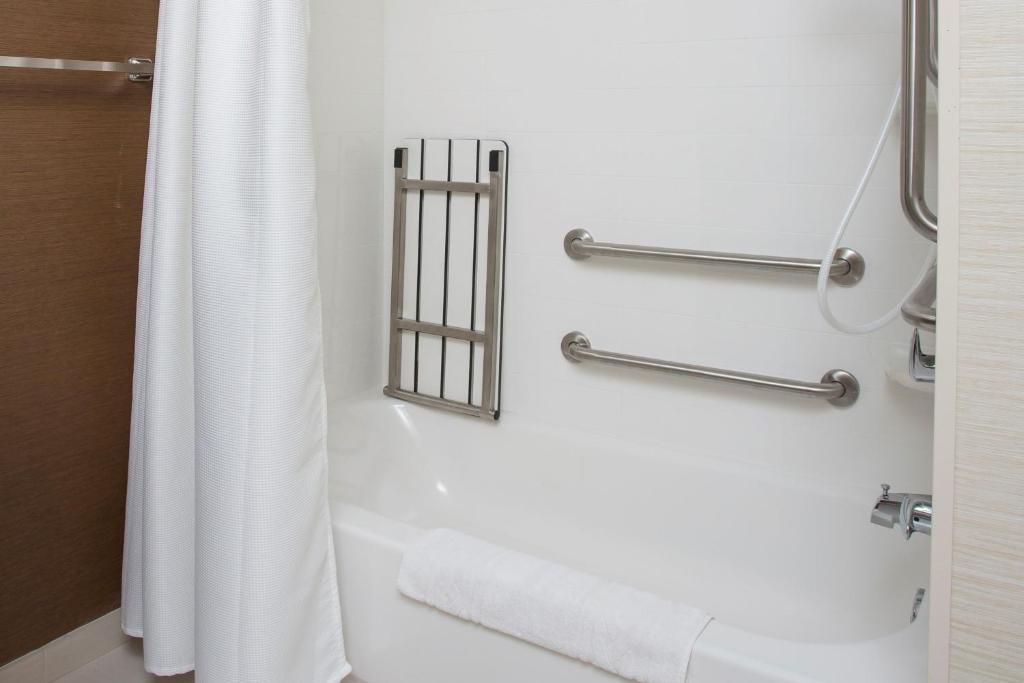Fairfield Inn & Suites Waco South - Studio Avec Lit King-Size Et Canapé-Lit