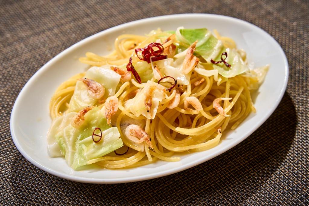 ホテルの敷地内または近くでの食事または食べ物