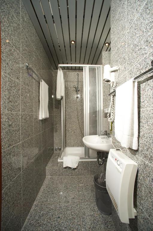 Koupelna v ubytování Hotel Heymann