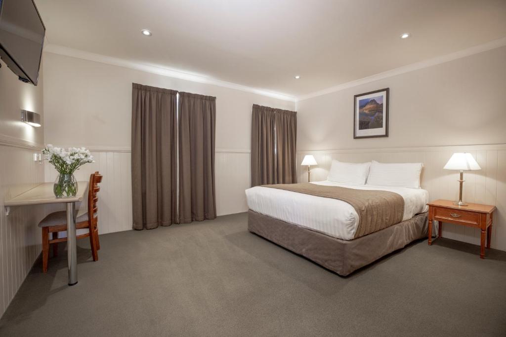 Country Club Villas - 
