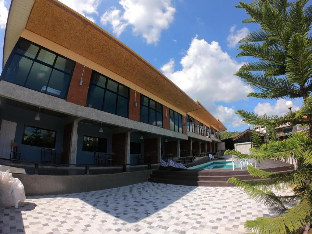 Budova, kde se rezort nachází