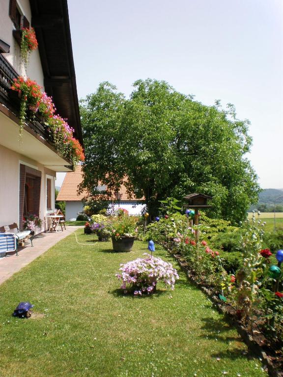 Zahrada ubytování Haus Sundl - Privatzimmer
