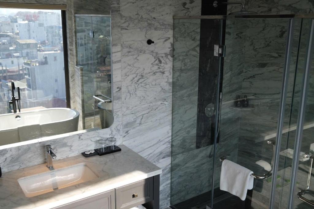 Suite Nhìn Ra Thành Phố