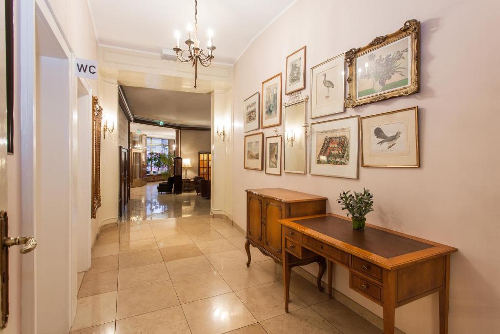 Centro Hotel National Frankfurt City, Trademark Collection by Wyndham - Resim 11