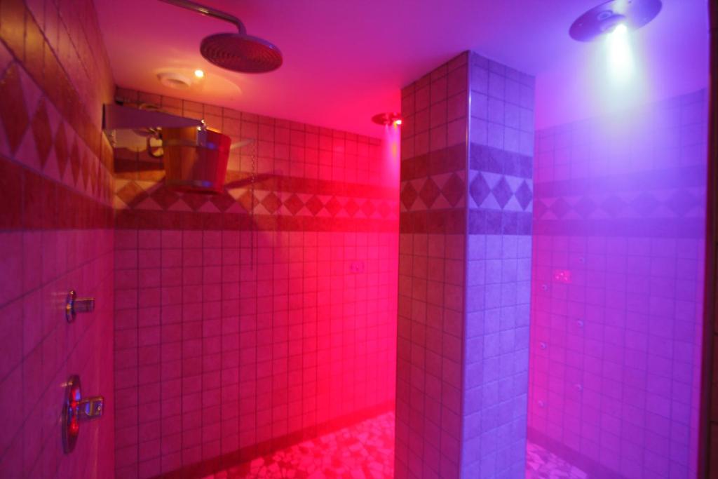 Koupelna v ubytování Hotel Ladina