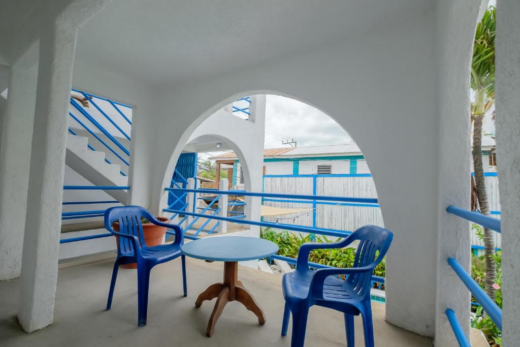 Un balcón o terraza de Seven Seas Resort Adults Only