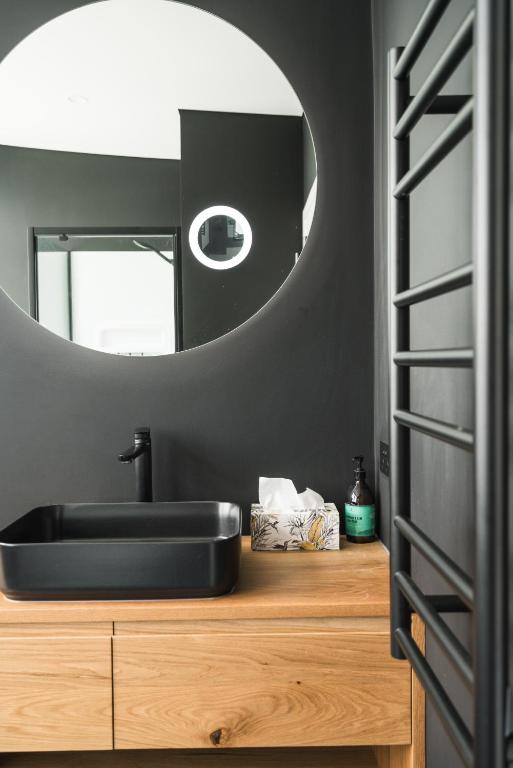 Penthouse apartment with stunning Harbour views - Resim 23