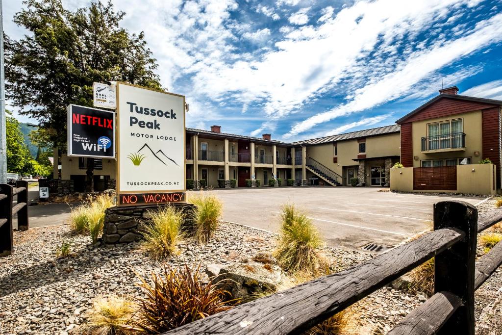 Tussock Peak Lodge - Resim 26