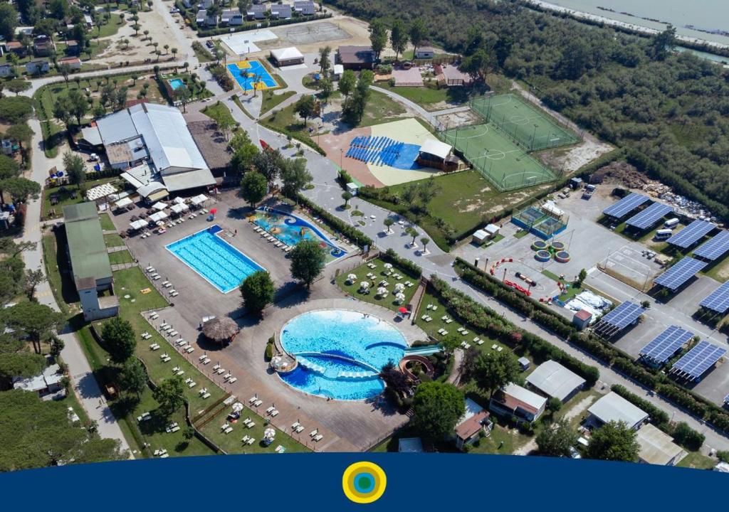 Bazén v ubytování Club del Sole Spina Family Collection nebo v jeho okolí