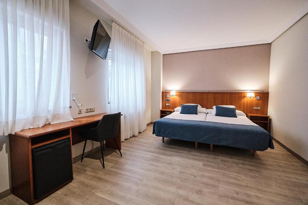 Hotel Ciudad de Compostela - Resim 16