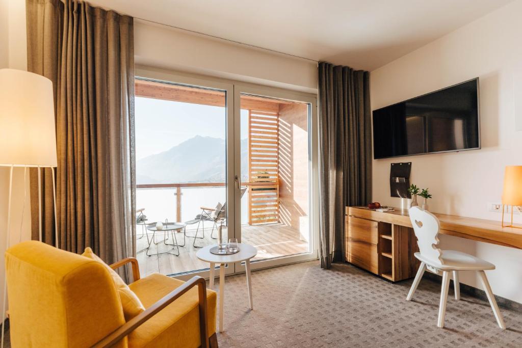 TV a/nebo společenská místnost v ubytování Hotel Hohenwart