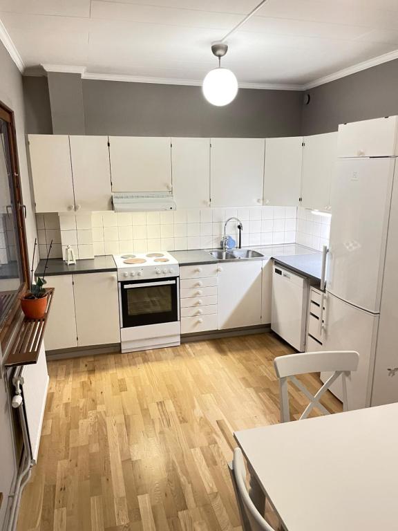 Kuchyň nebo kuchyňský kout v ubytování Park Hotell