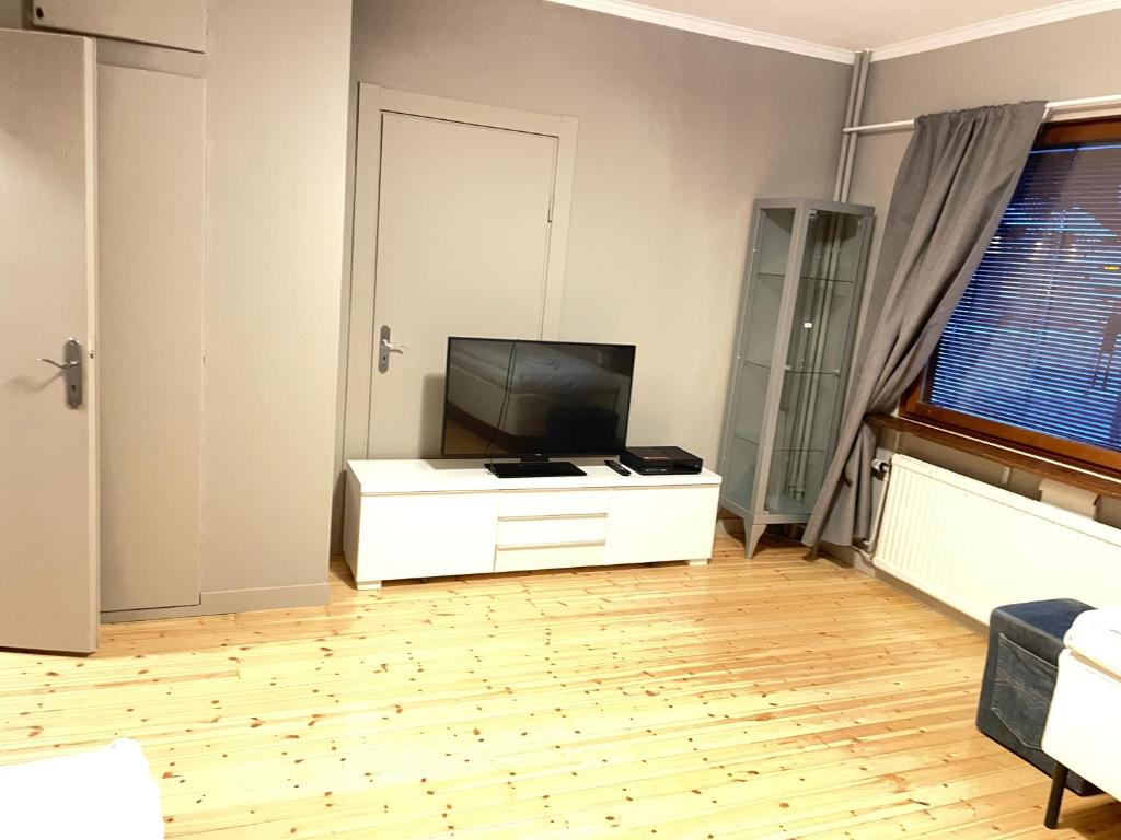 TV a/nebo společenská místnost v ubytování Park Hotell
