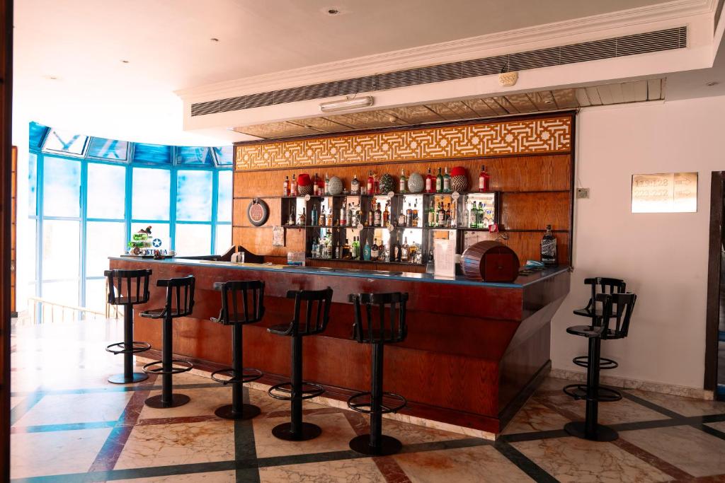 Lounge nebo bar v ubytování El Khan Sharm Hotel