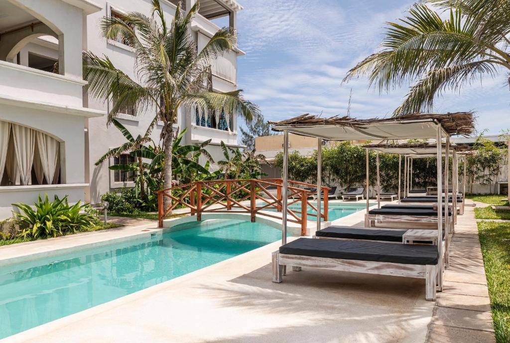 Kolam renang di atau dekat dengan Dolce Vita Watamu Apartments