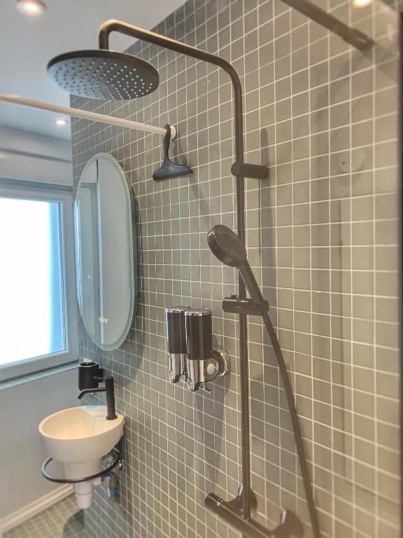 Tiny house avec terrasse privée – photo 10