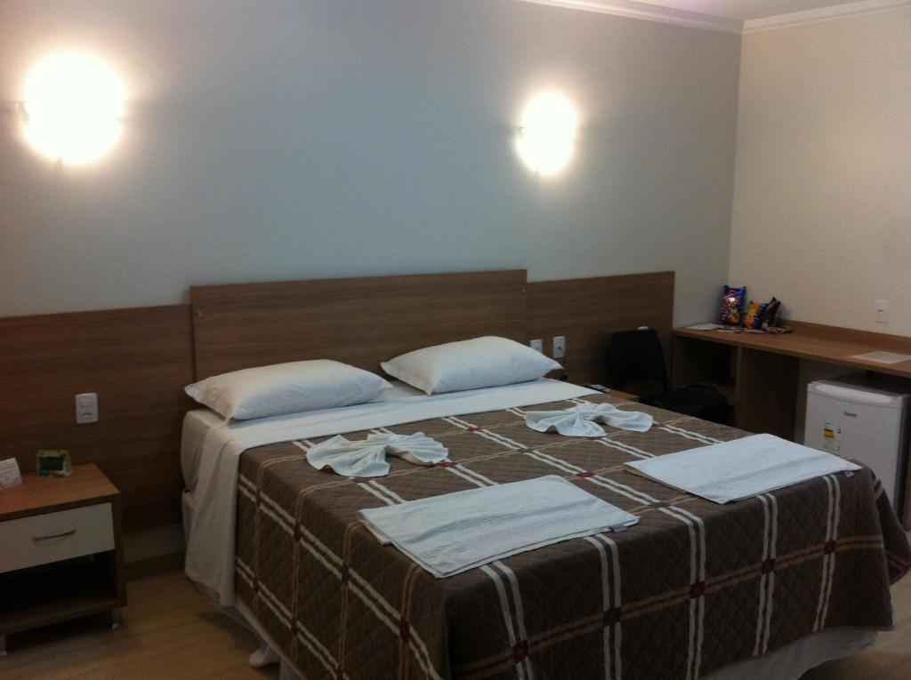  Di Napoli Plaza Hotel