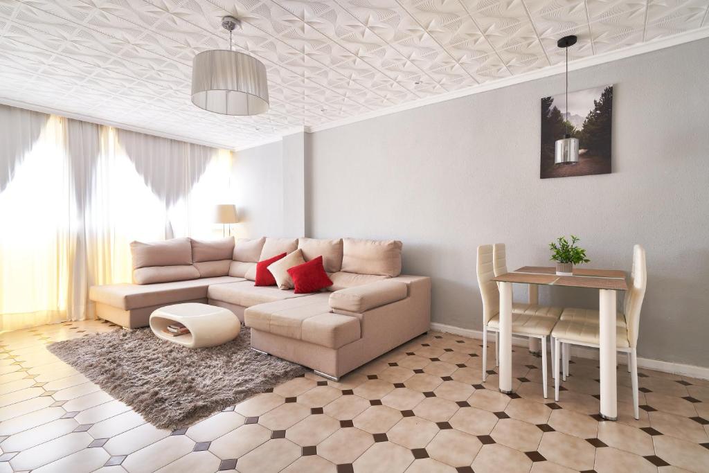 Posedenie v ubytovaní Fantástico apartamento junto a la estación