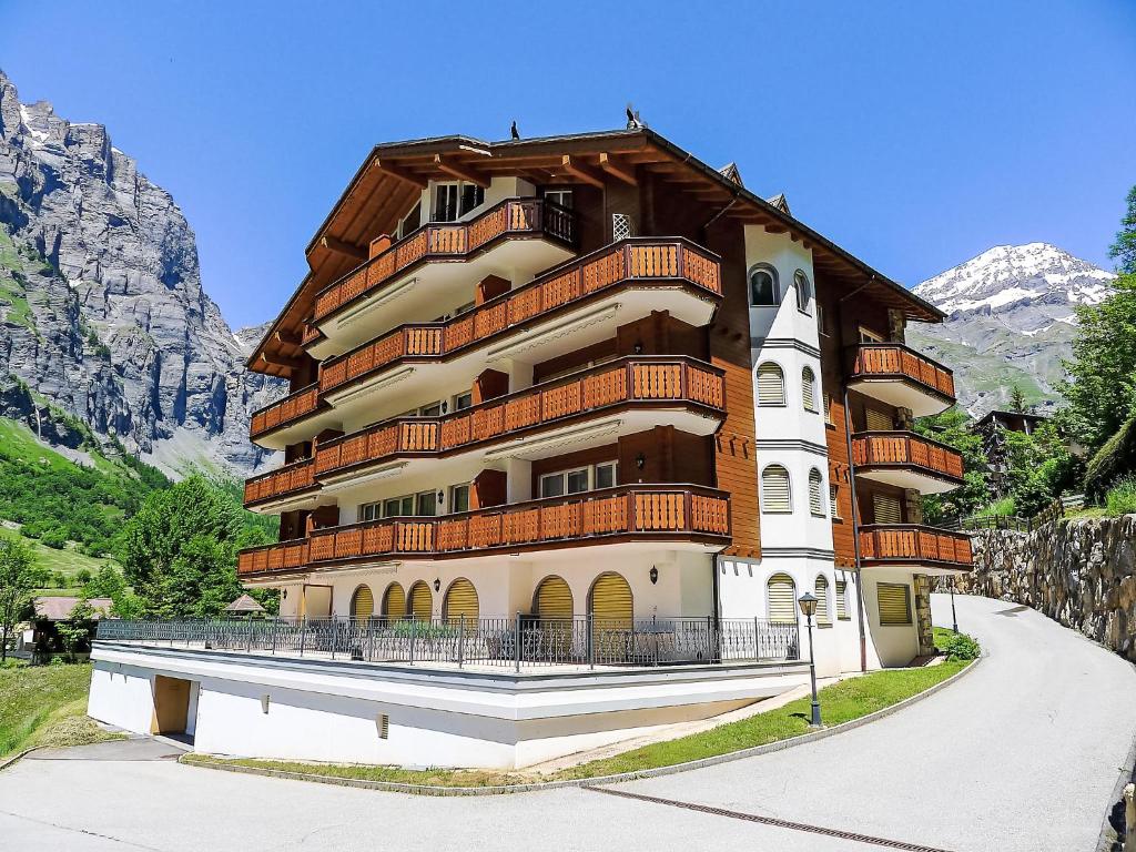 Apartment Edelweiss B-3 by Interhome