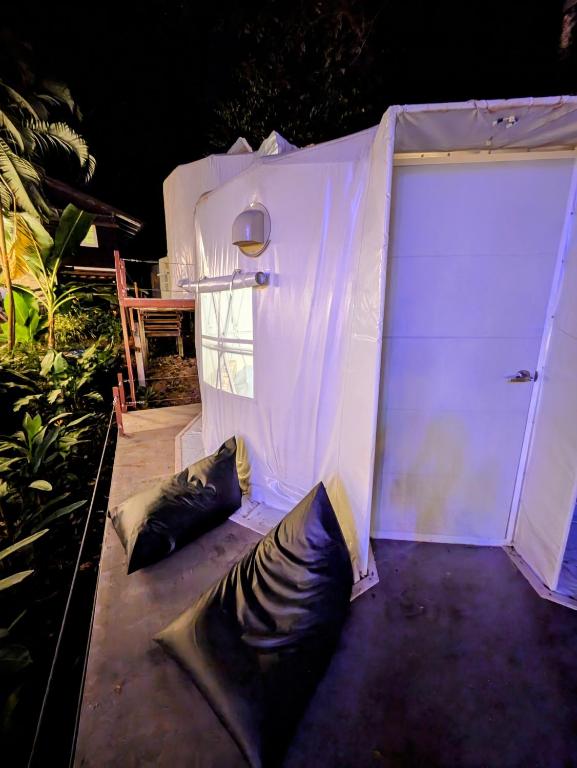 Posezení v ubytování Vanara Bungalows