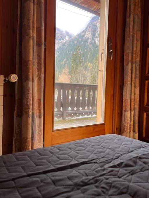 Nespecifikovaný výhled na hory nebo výhled na hory při pohledu z apartmánu