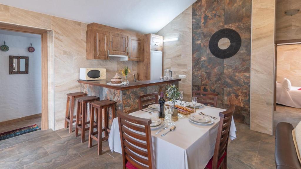 Kuchyňa alebo kuchynka v ubytovaní Casa La Pradera Antequera by Ruralidays