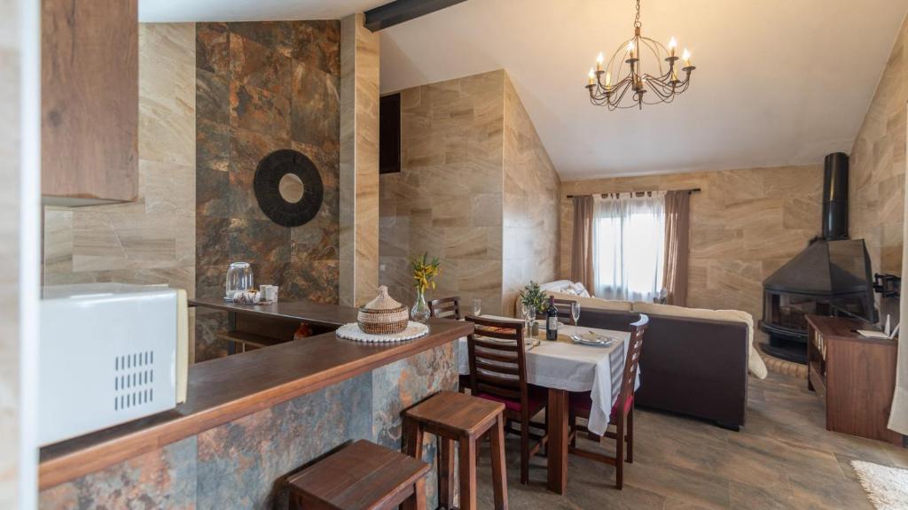 Kuchyňa alebo kuchynka v ubytovaní Casa La Pradera Antequera by Ruralidays