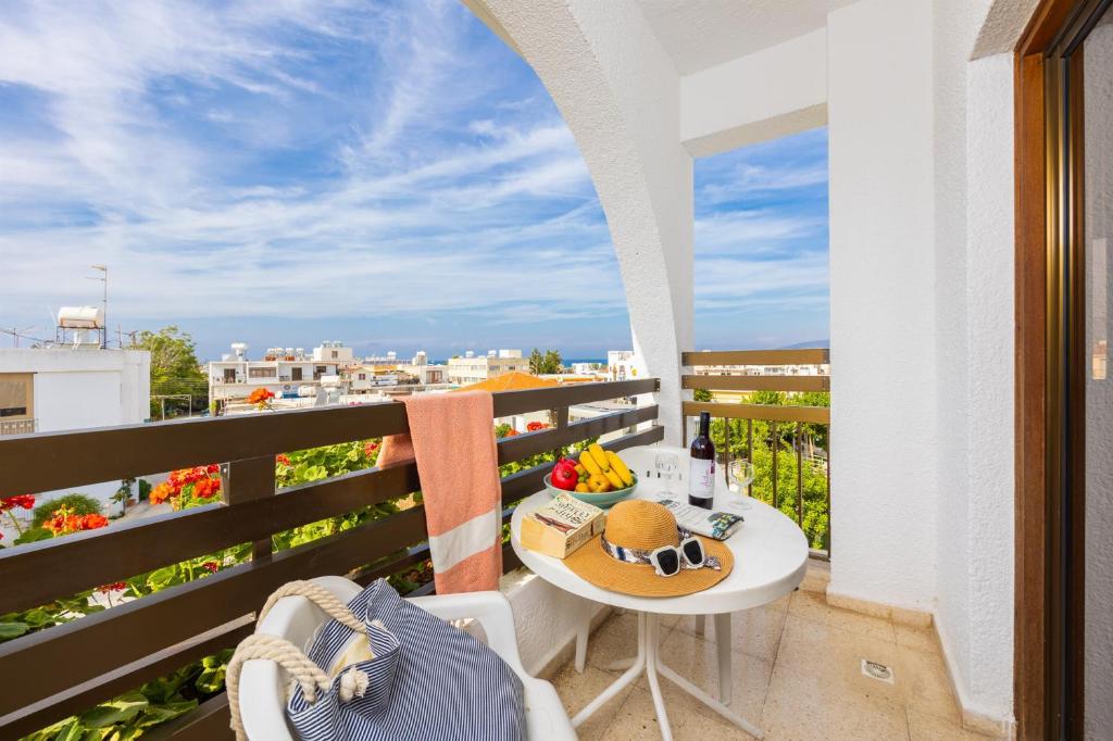 Balkón nebo terasa v ubytování Stephanos Garden Apartments