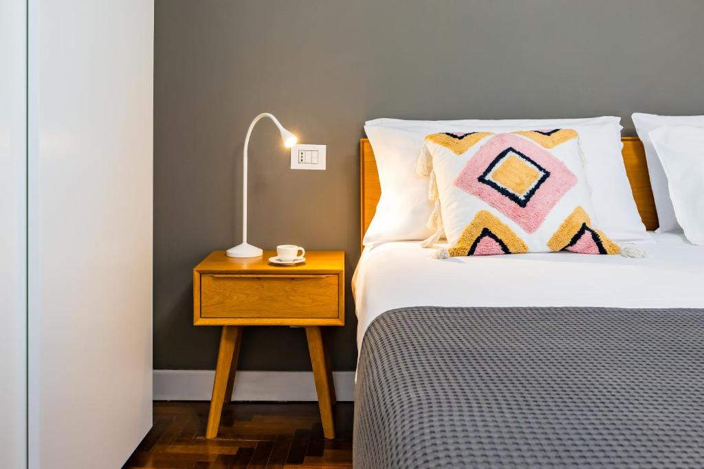 Direlo Guest House - Superior One-Bedroom Apartment With Balcony