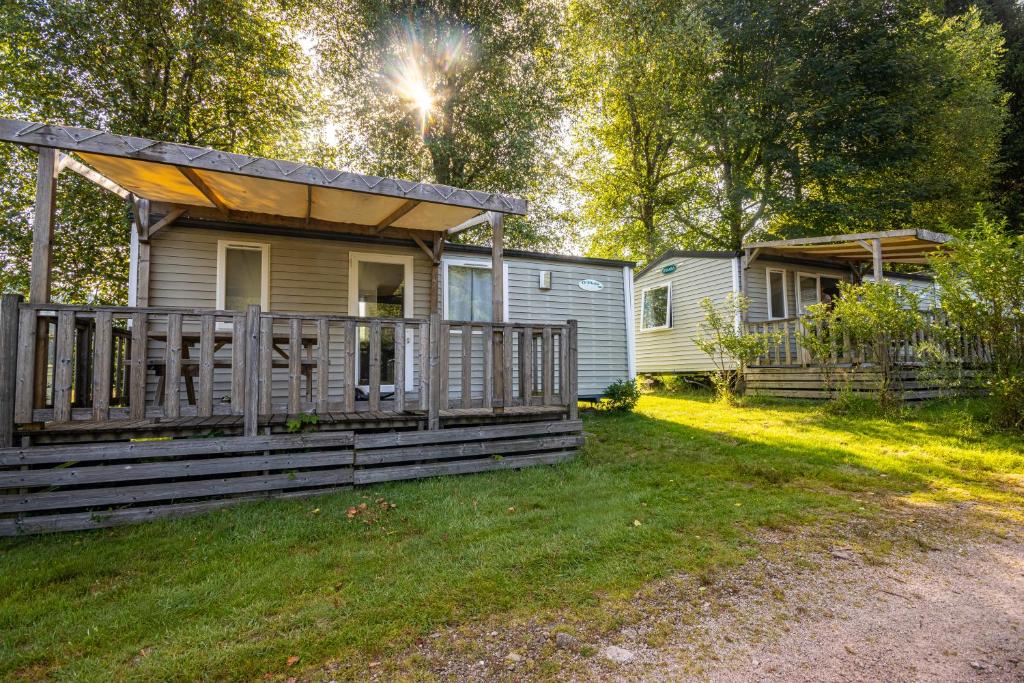 Zahrada ubytování Camping Les Granges Bas - Tiny House - Lodges - Mobilhomes