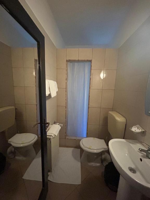 Koupelna v ubytování Hotel Stavilar