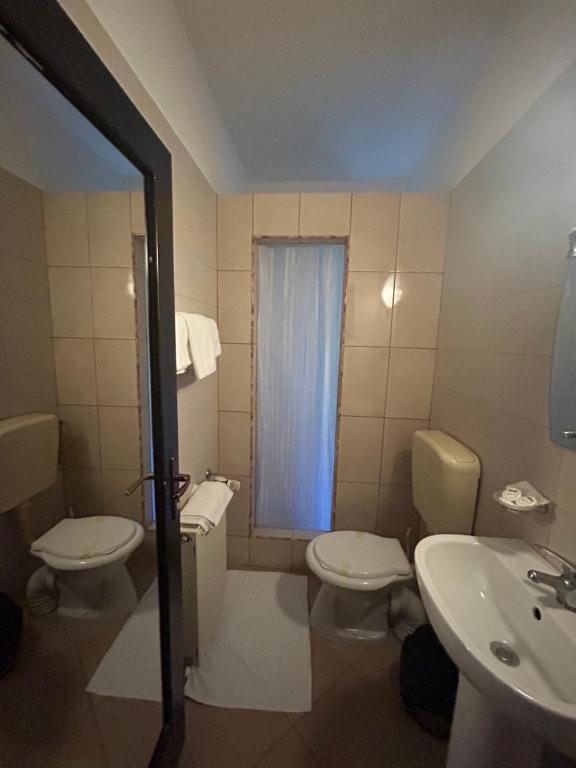 Koupelna v ubytování Hotel Stavilar