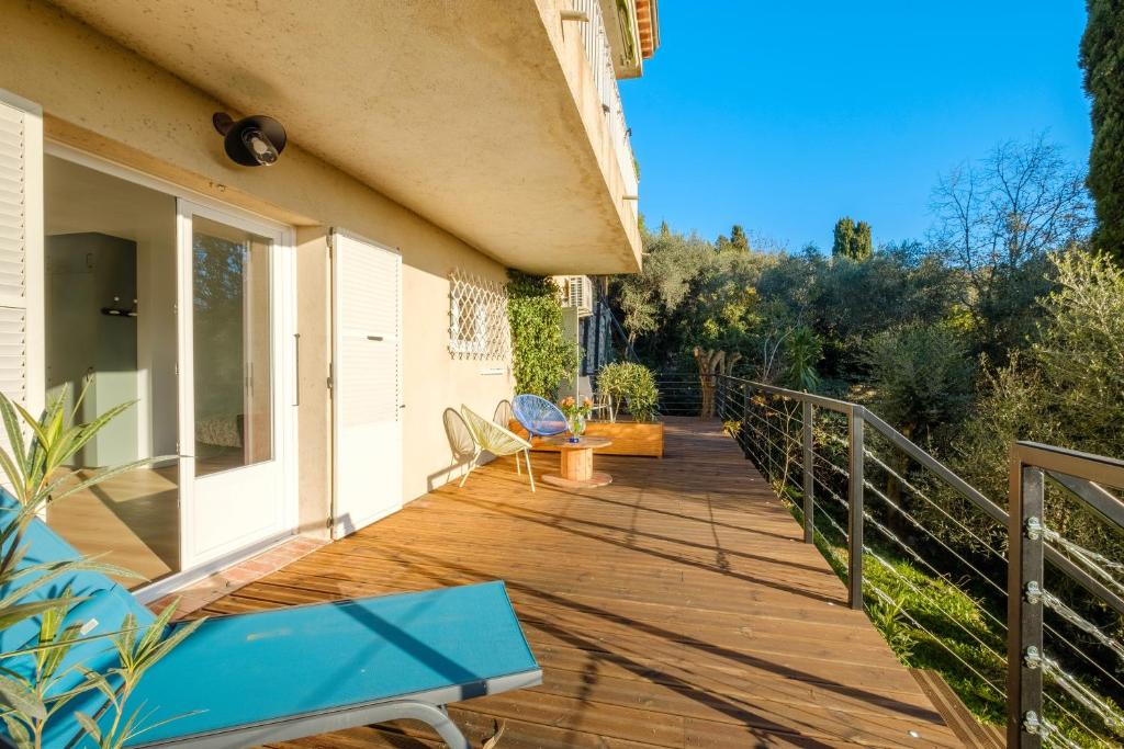 Photo de la galerie de l'établissement Appartement Soleil Et Oliviers, à Spéracèdes