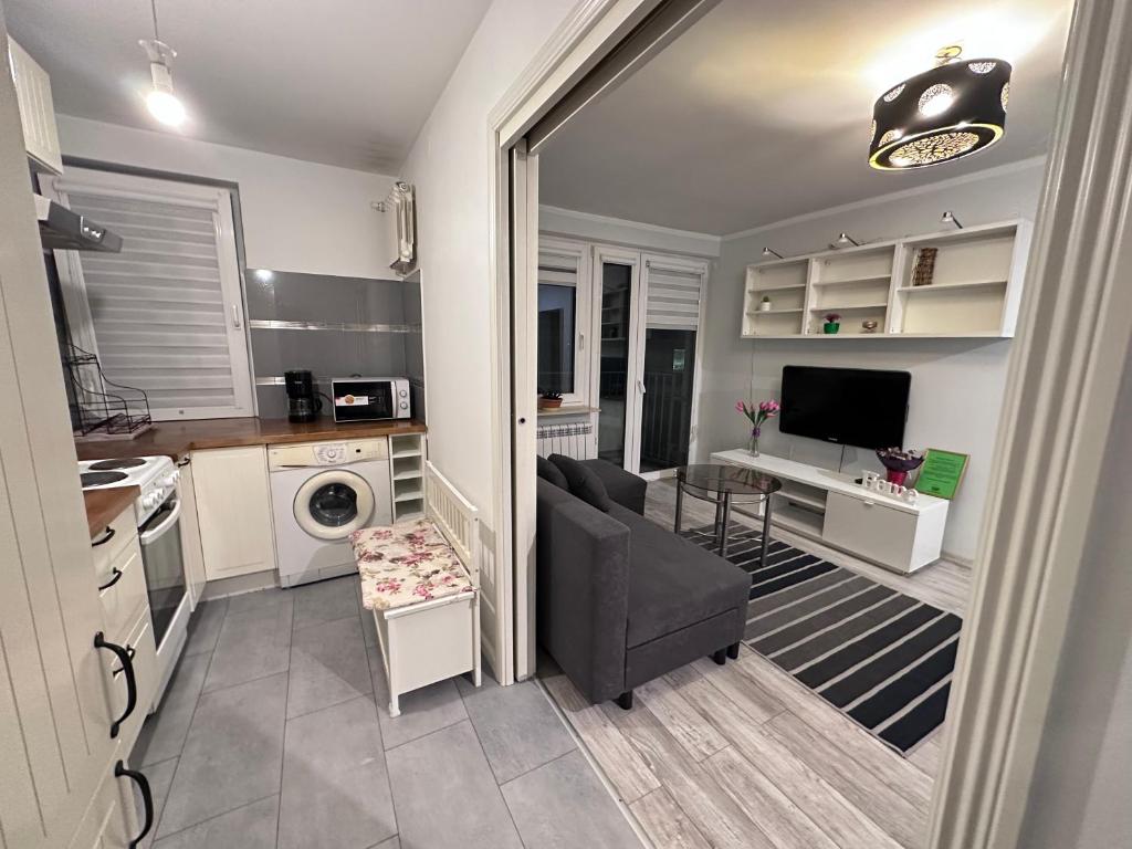 Kuchyňa alebo kuchynka v ubytovaní CityApartHome6 CENTRUM PARKING