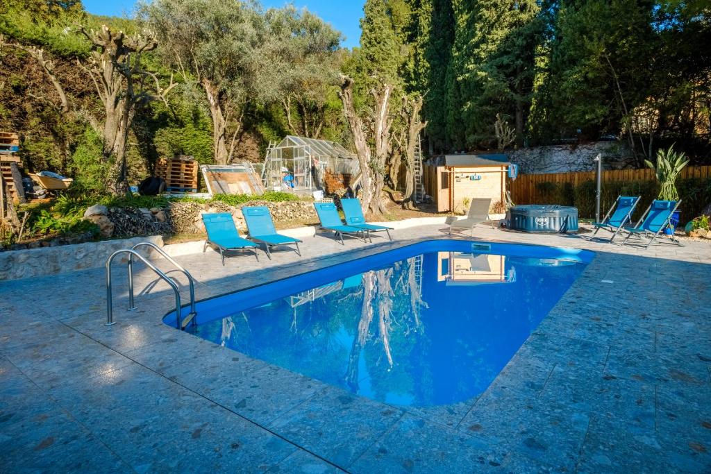 Photo de la galerie de l'établissement Appartement La Perle D'azur, à Spéracèdes