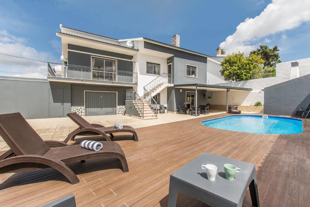 Πισίνα στο ή κοντά στο Villa Nana
