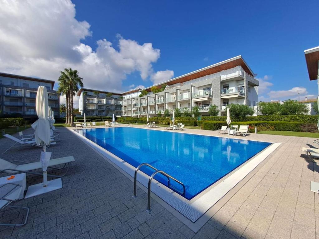 Bazén v ubytování Apartment Le Dune by Interhome nebo v jeho okolí