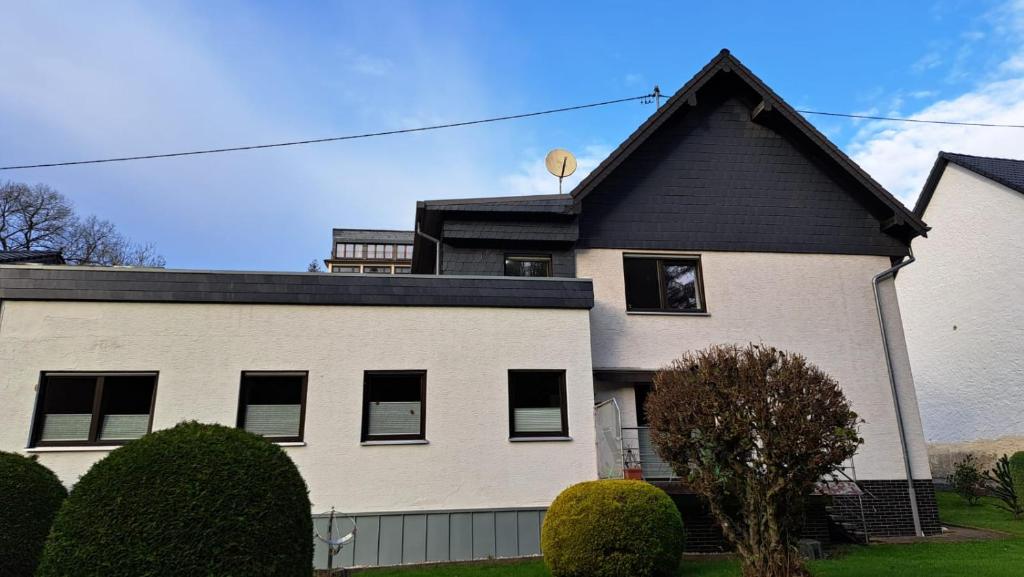 Foto dalla galleria di ANTHELIA Ferienwohnung nähe Nürburgring - wird derzeit renoviert a Kempenich