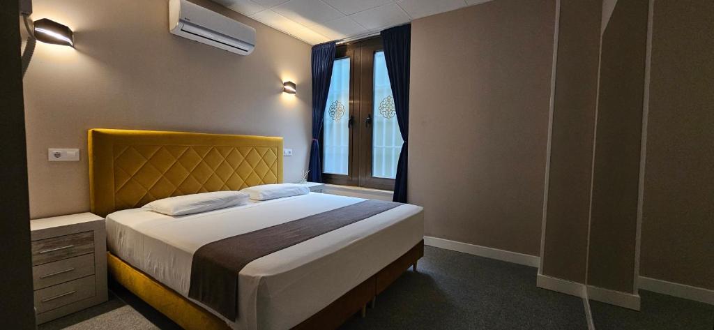 Rooms Luxury Madrid - Queen Room