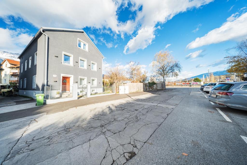 Innsbruck Underground Atelier - Resim 6