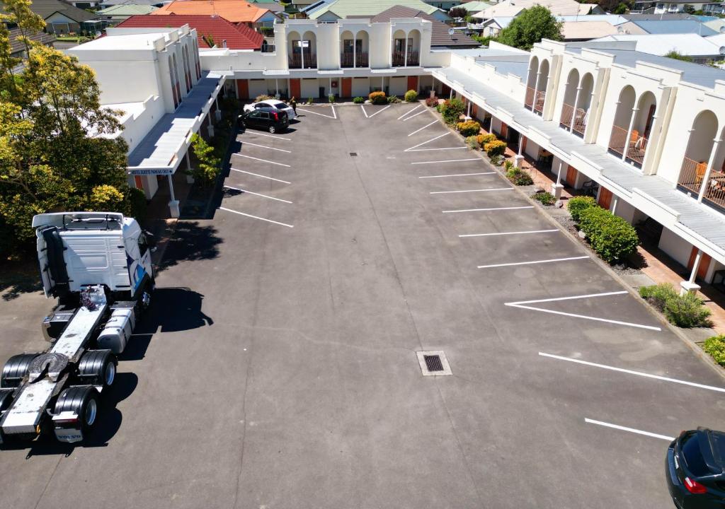 Valdez Motor Lodge - Resim 32