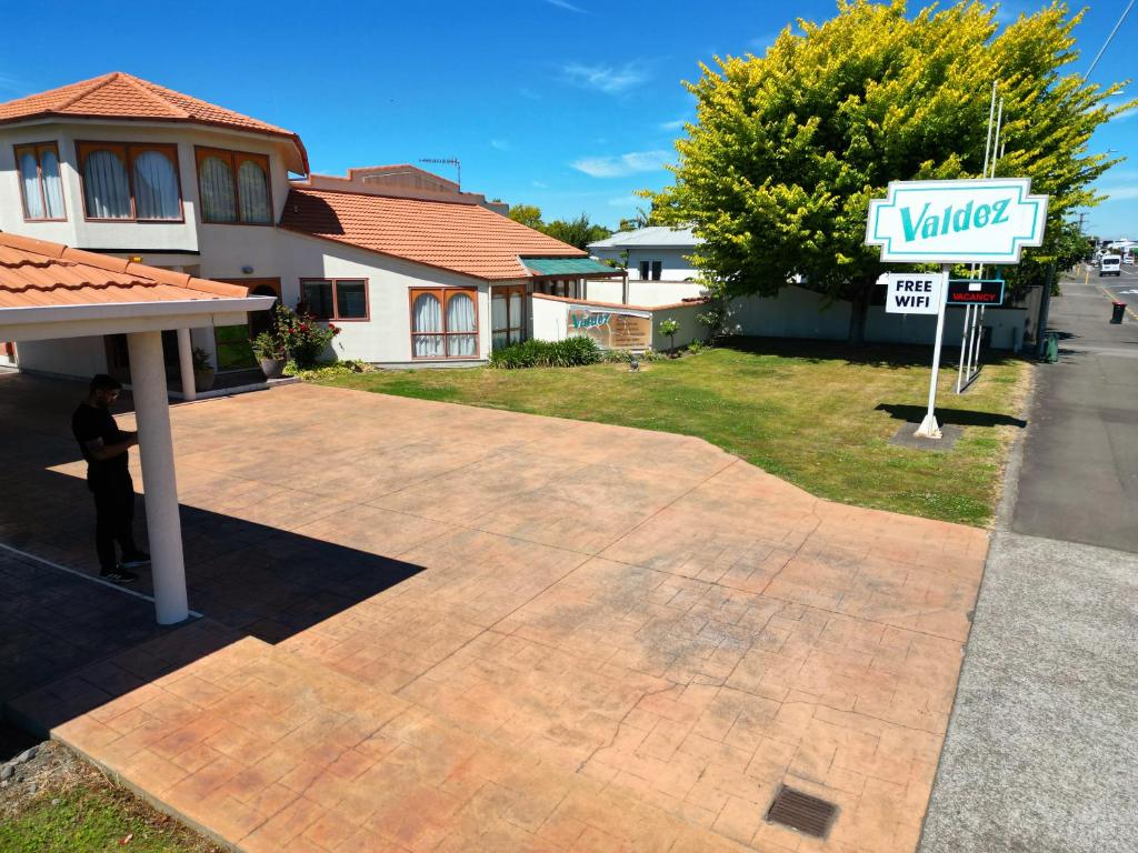 Valdez Motor Lodge - Resim 37